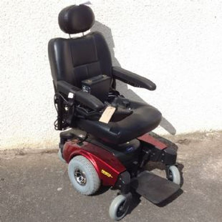 Used Powerchair - INVACARE PRONTO M61 - RED